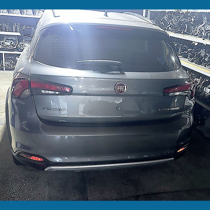 Fiat Egea Cross 1.4 Street Çıkma Arka Tampon Kurşun Gri Fiat Egea Cross 1.4 Street Çıkma Arka Tampon Kurşun Gri