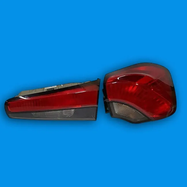 Fiat Egea Cross Orjinal Çıkma Sağ İç Dış Stop Lambası 52157298
